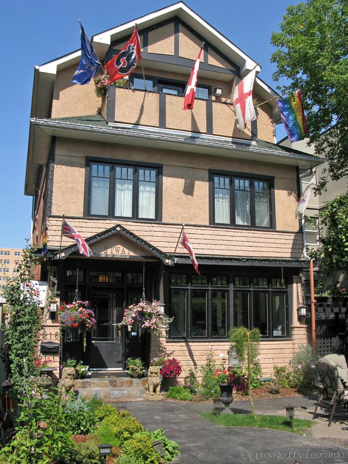 Calgary Westways Guest House Exteriör bild